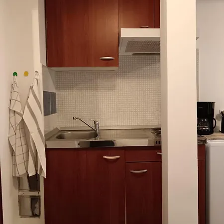 Lamar Apartment Cres